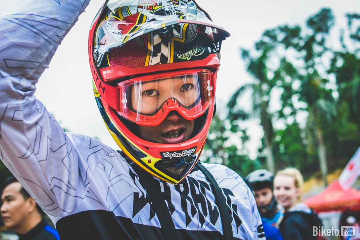 太狠了！风云突变新奥尔良鹈鹕赛前临场应变风云突变尼斯今晨完成体检，关键时刻里昂调整名单以备法甲(湖人vs鹈鹕)